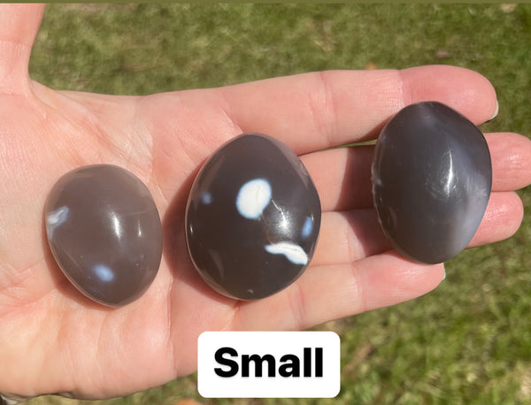 Orca Agate Palm Stone