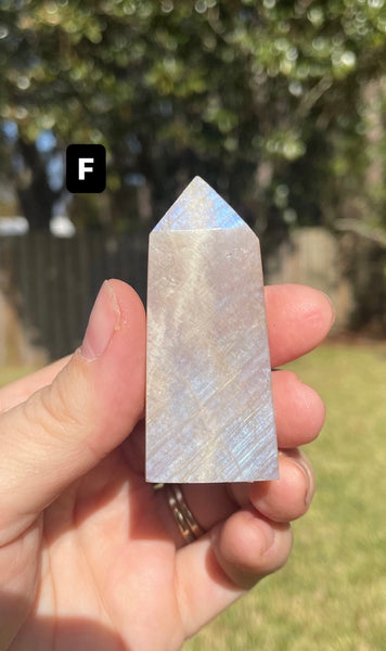 Moonstone Blue Flash Obelisk