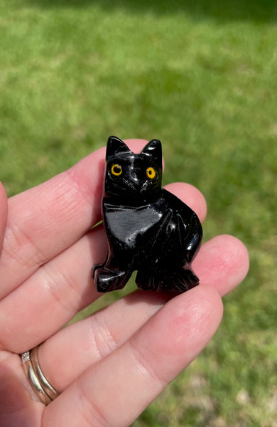 Black Onyx Cat Crystal Carving