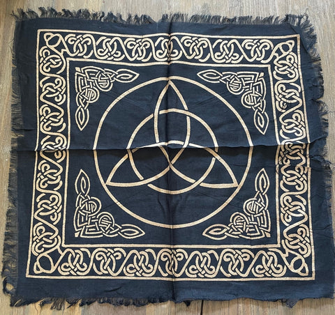 Triquetra Altar Cloth Black Gold